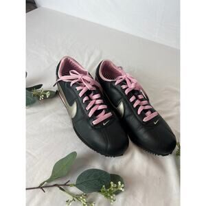 Nike Classic Cortez Leather Women’s Sneakers